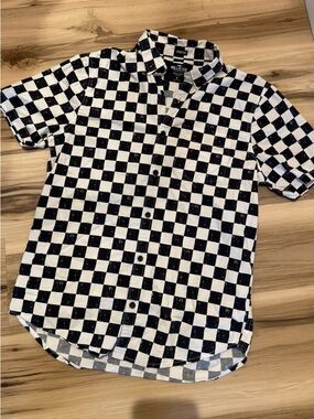 Men’s Hollister Black & White Checkered Short-Sleeve Button-Up Shirt medium